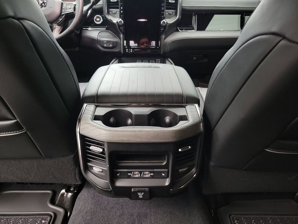 2025 RAM 3500 Limited - Photo 25