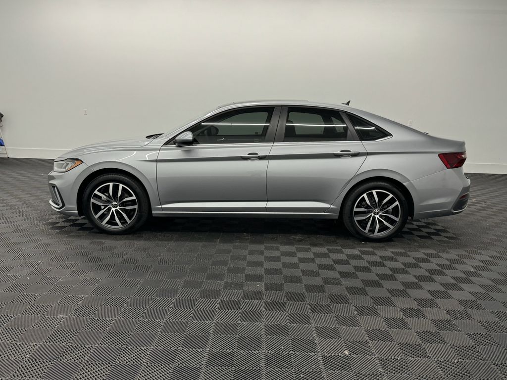 3VW7X7BU1SM033654
