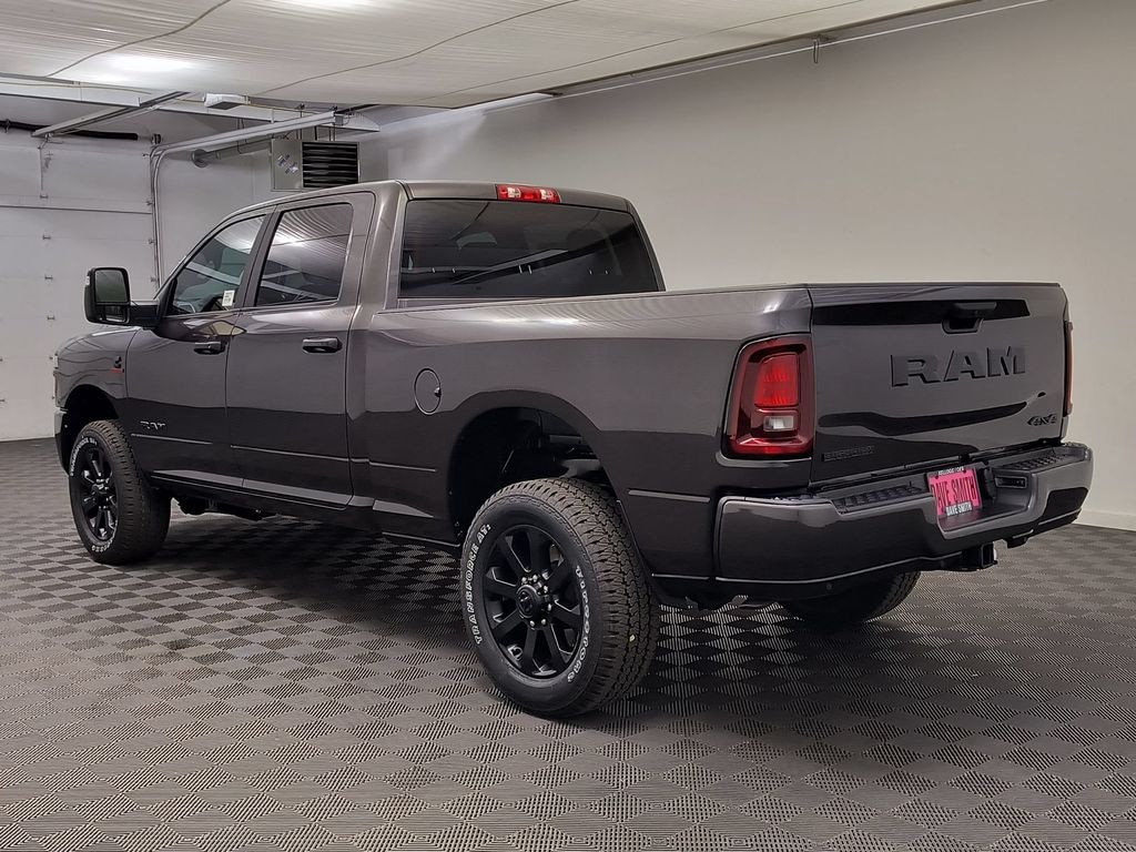 New 2026 Ram 2500 BIG HORN CREW CAB 4X4 6'4 BOX Pickup