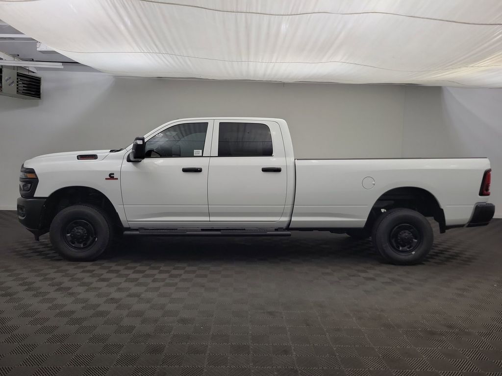 2026 Ram 2500 Tradesman photo 2