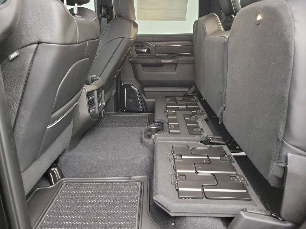 2025 RAM 3500 Limited - Photo 20