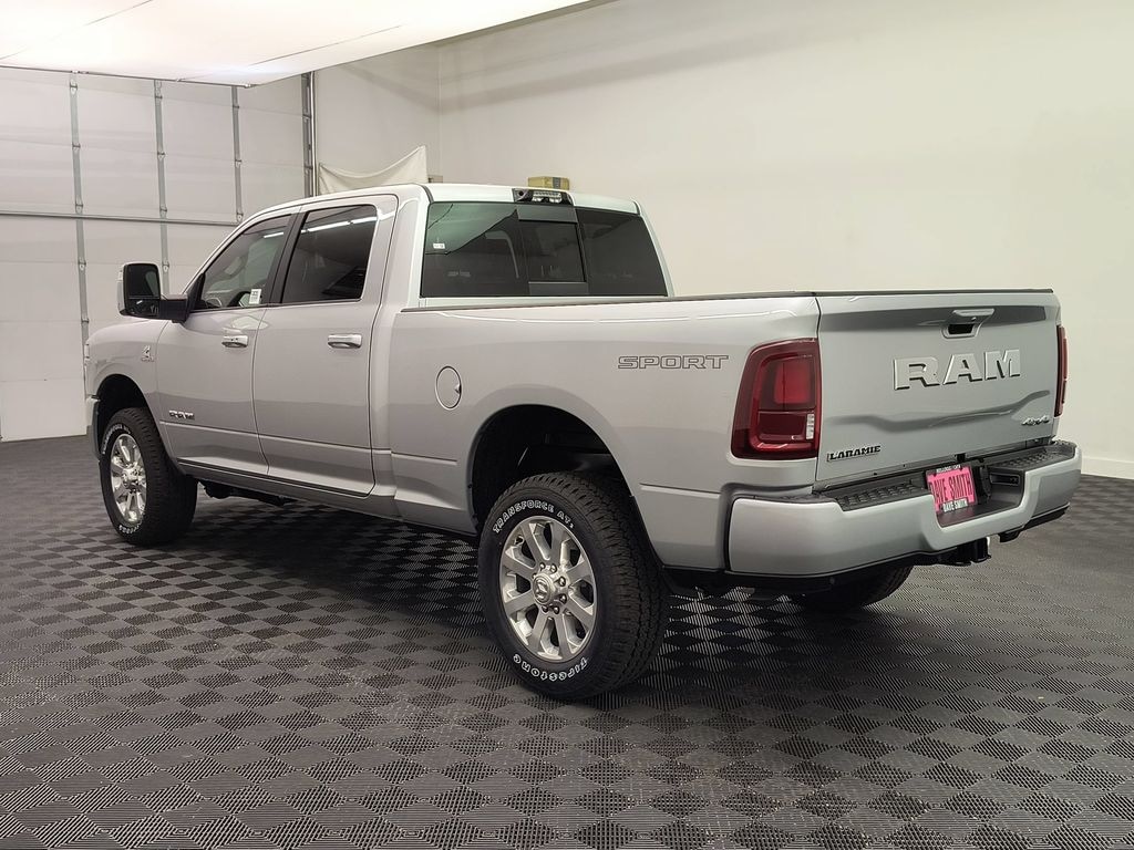 New 2026 Ram 2500 LARAMIE CREW CAB 4X4 6'4 BOX Pickup