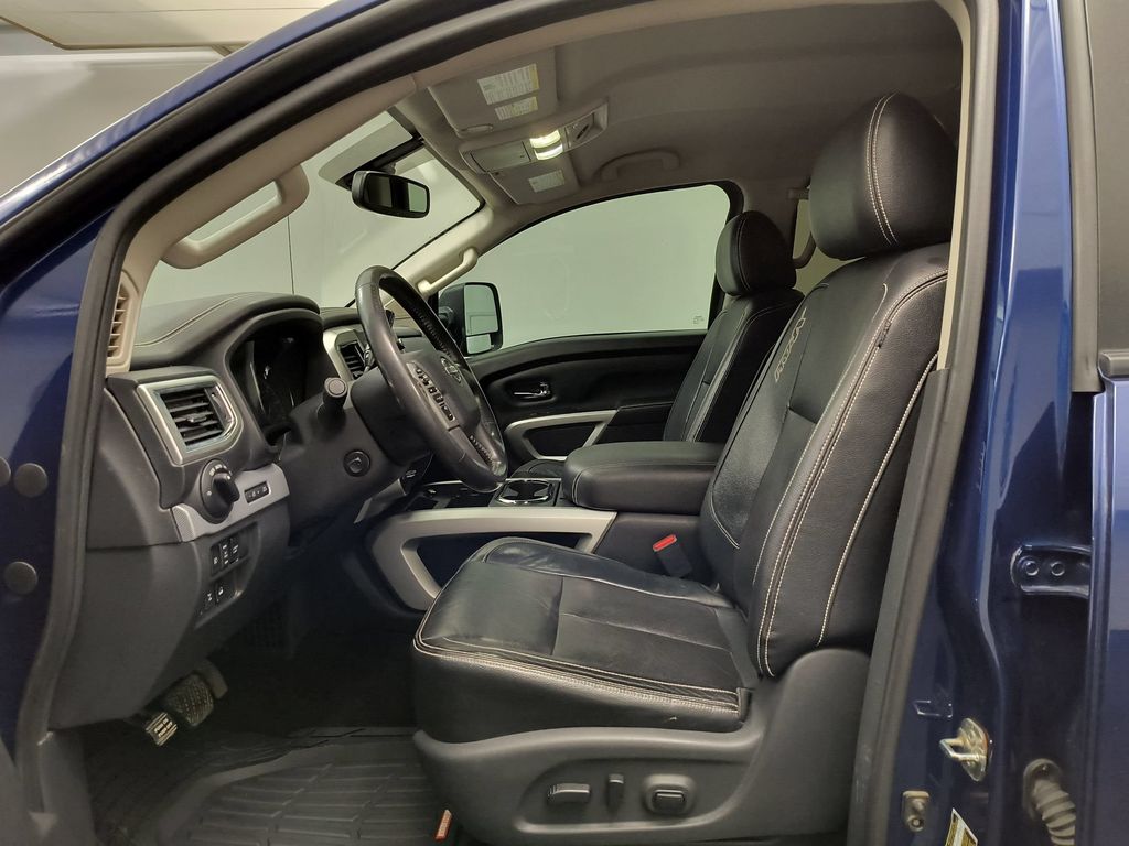 Titan Truck Crew Cab