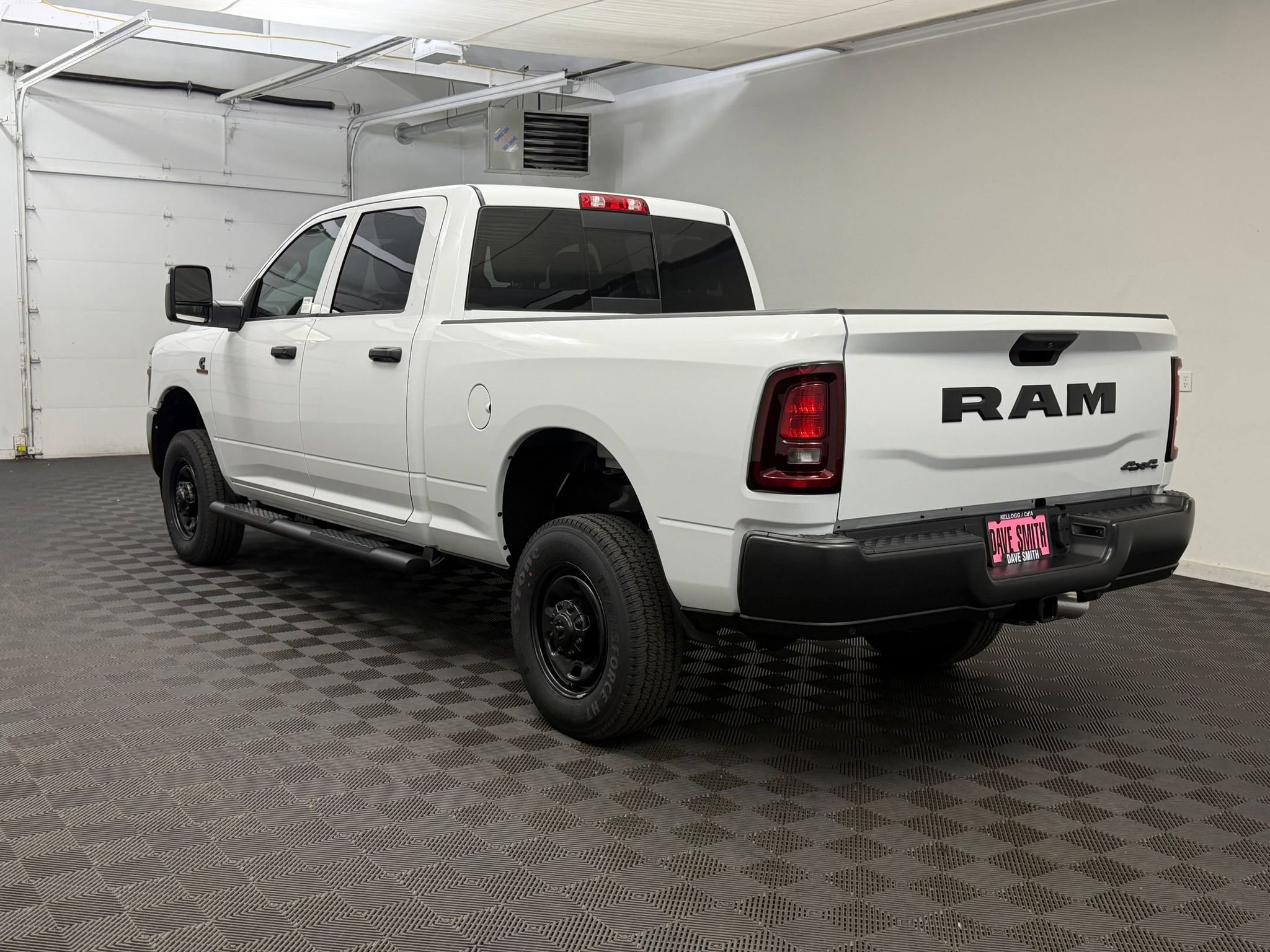 New 2027 Ram 2500 TRADESMAN CREW CAB 4X4 Pickup