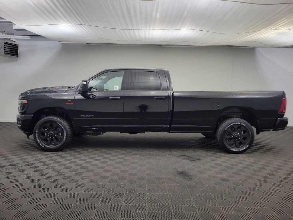 New 2026 Ram 3500 LARAMIE CREW CAB 4X4 8' BOX Pickup