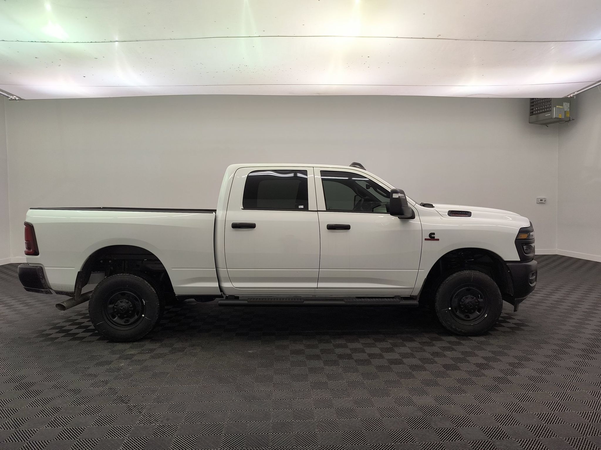 2025 RAM 2500 Tradesman - Photo 7