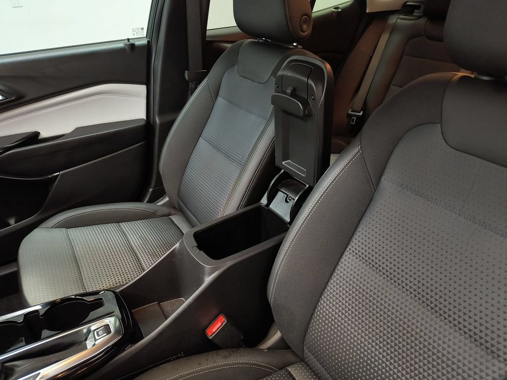 2026 Chevrolet Trax LT - Photo 27