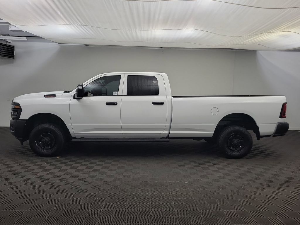 New 2026 Ram 2500 TRADESMAN CREW CAB 4X4 8' BOX Pickup