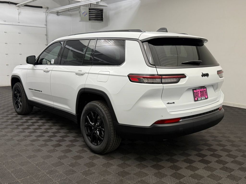 New 2026 Jeep Grand Cherokee L LAREDO ALTITUDE 4X4 Sport Utility