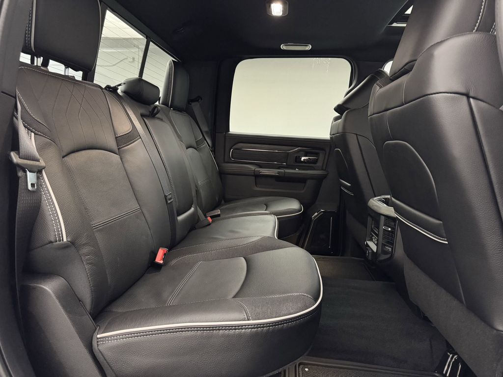 2025 RAM 3500 Limited - Photo 24