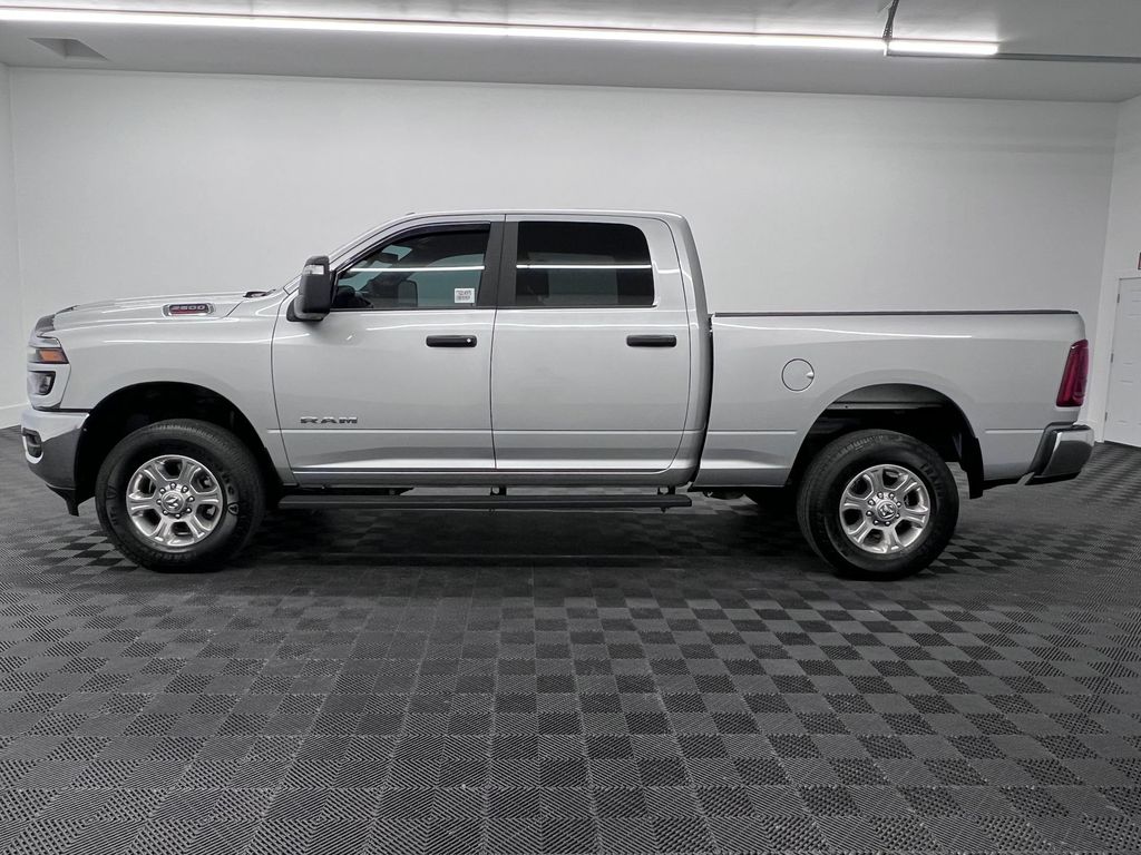 2500 Big Horn Truck Crew Cab