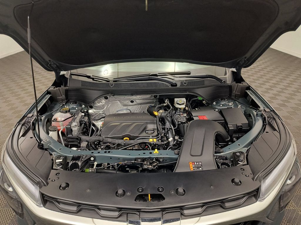 2026 Chevrolet Trax LT - Photo 29