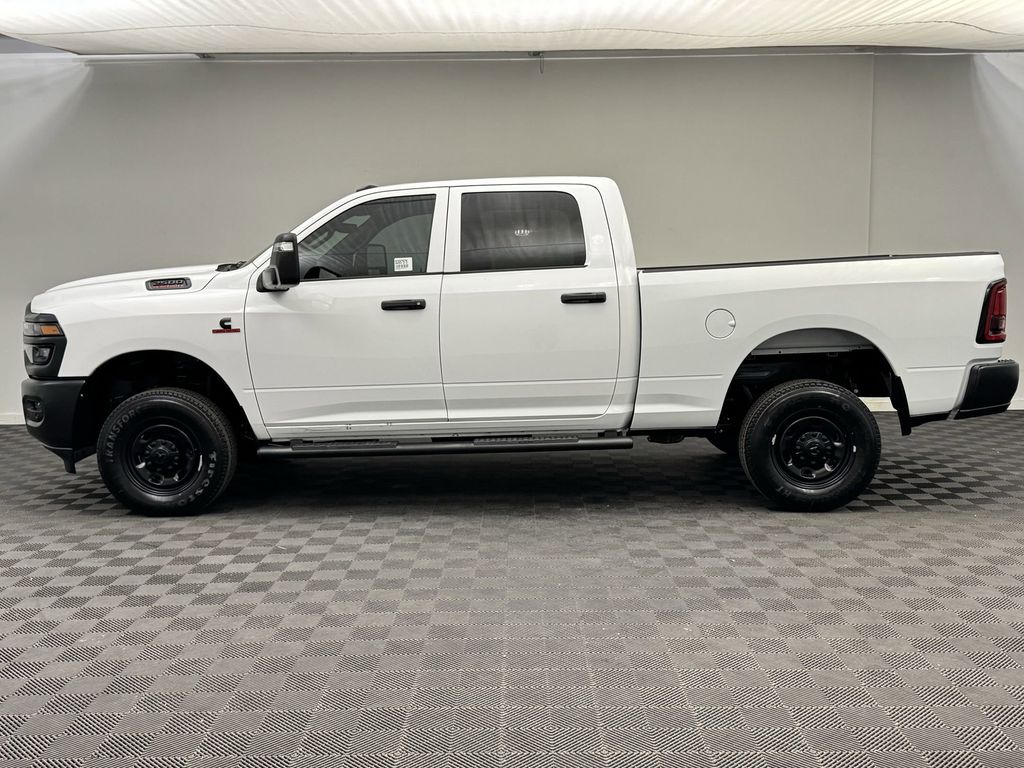 2025 Ram 2500 Tradesman photo 2