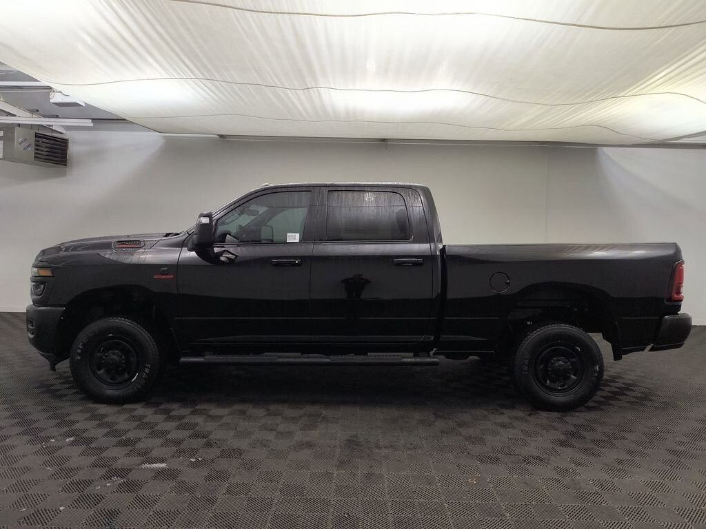 New 2025 Ram 2500 TRADESMAN CREW CAB 4X4 6'4 BOX Pickup