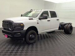 2026 Ram 3500 Chassis Cab TRADESMAN CREW   4X4 60' CA Pickup