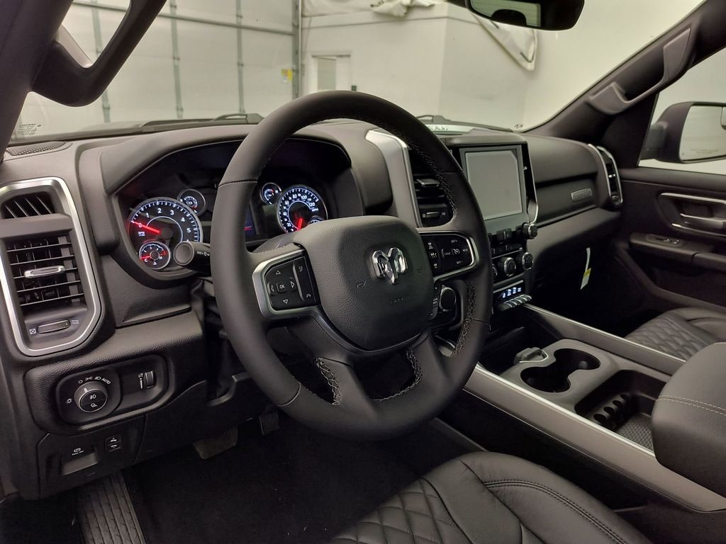 New 2026 Ram 1500 BIG HORN CREW CAB 4X4 5'7 BOX Pickup
