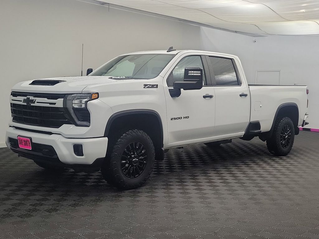 2024 Chevrolet Silverado 2500HD LT's photo