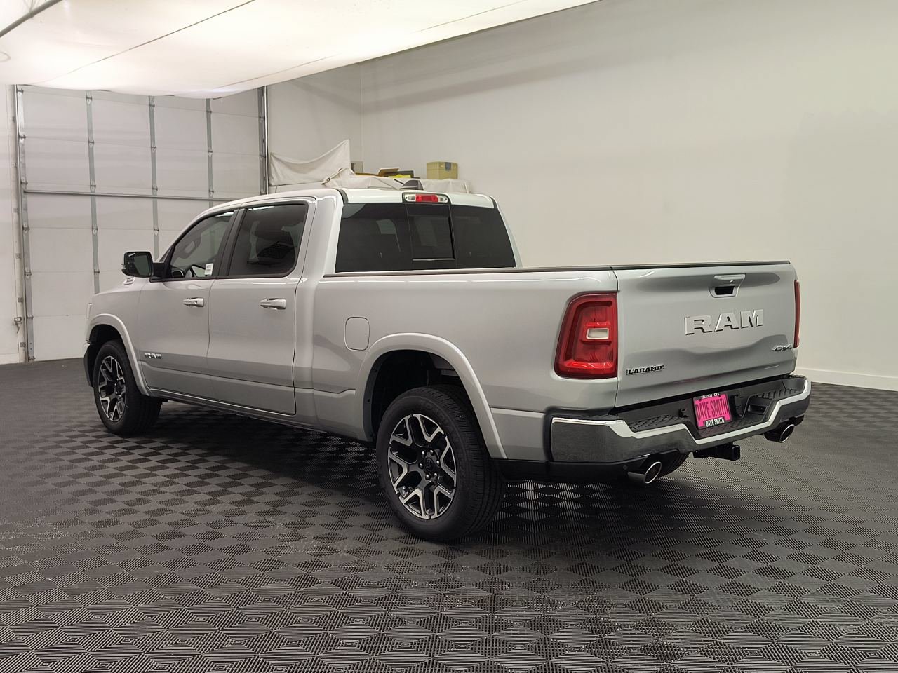 New 2027 Ram 1500 LARAMIE CREW CAB 4X4 6'4 BOX Pickup