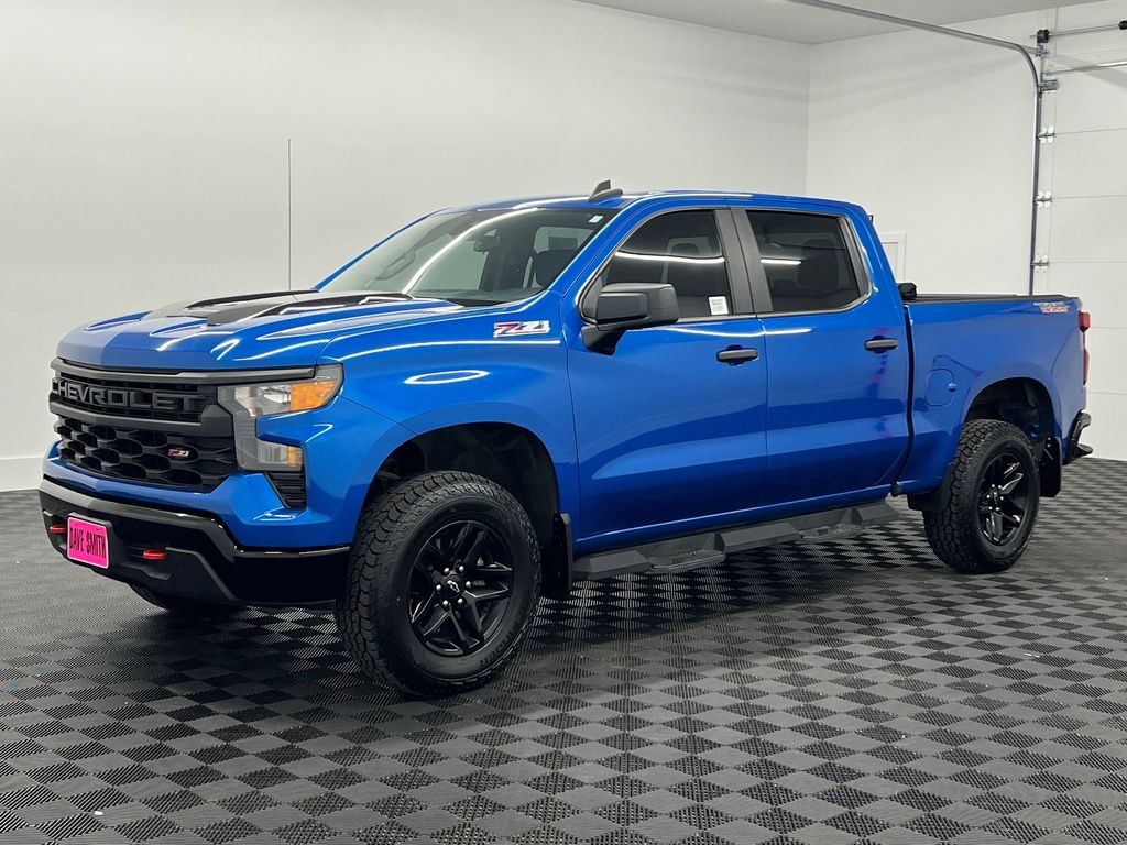 2022 Chevrolet Silverado 1500 Custom Trail Boss 4X4 Crew Cab Short Box's photo