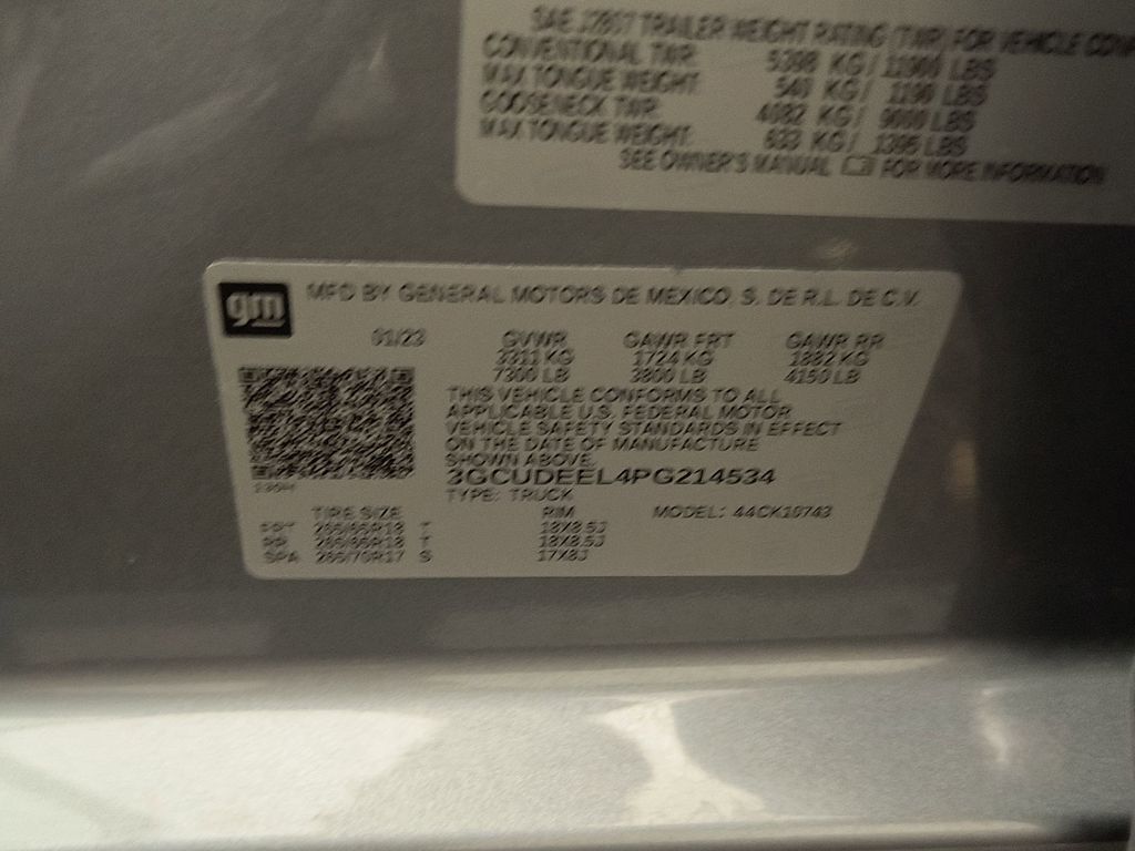 2023 Chevrolet Silverado 1500 RST - Photo 17