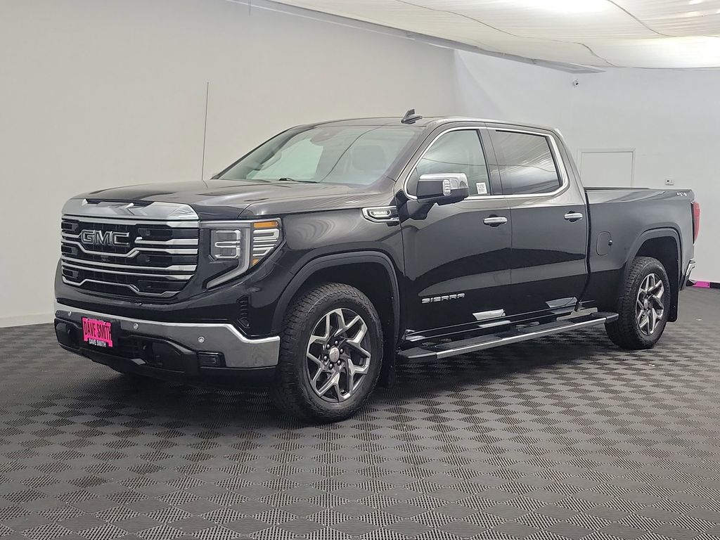 2023 GMC Sierra 1500 SLT's photo