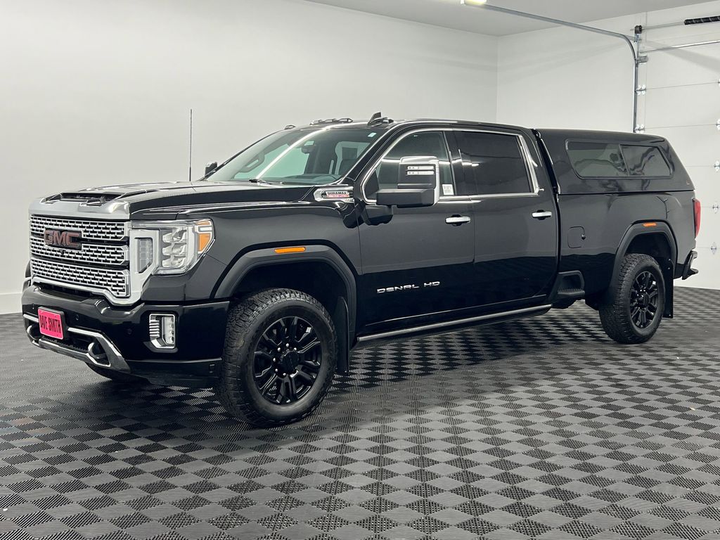 2022 GMC Sierra 4WD Crew Cab Standard Box Denali's photo