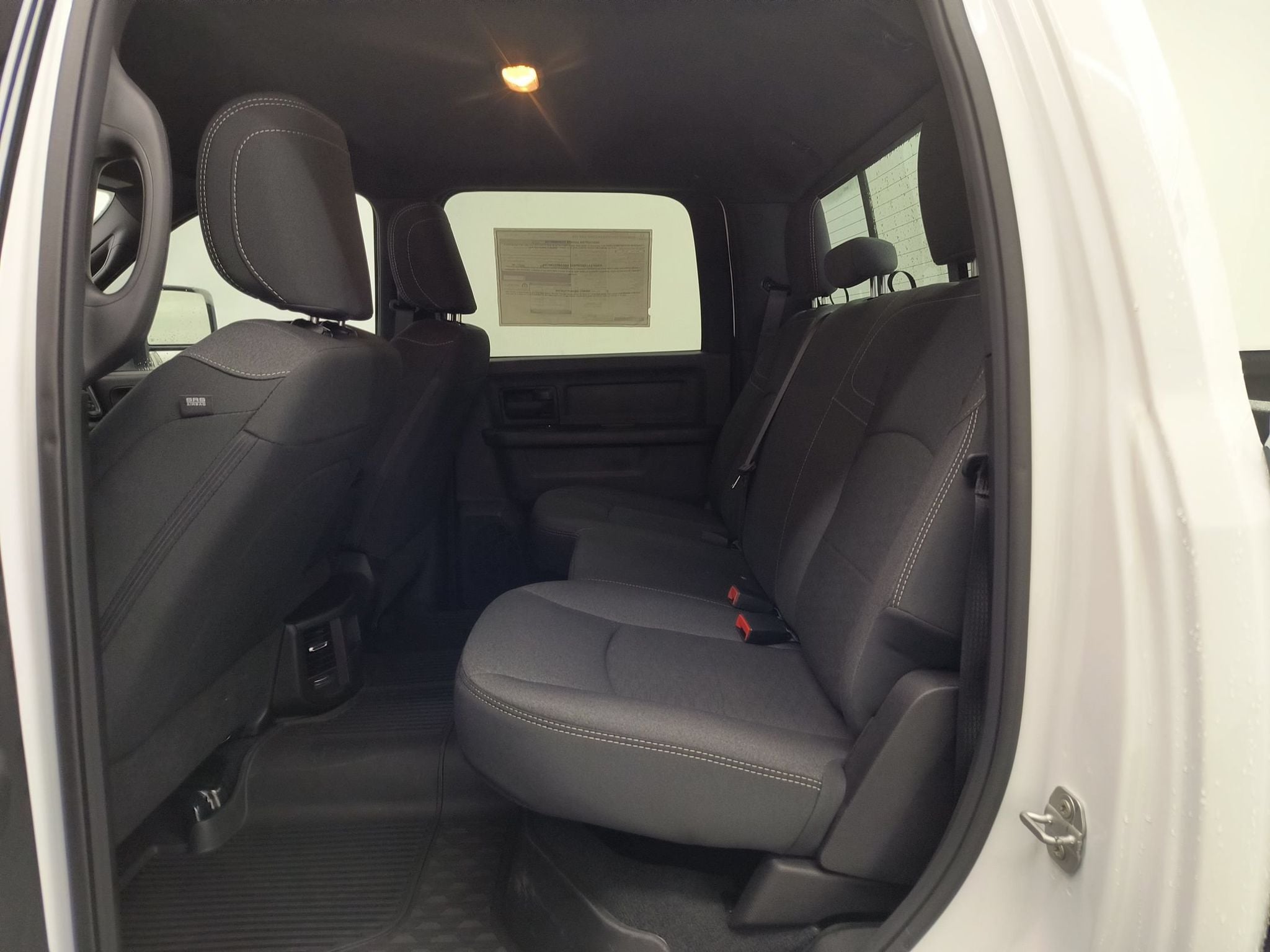 2025 RAM 2500 Tradesman - Photo 12