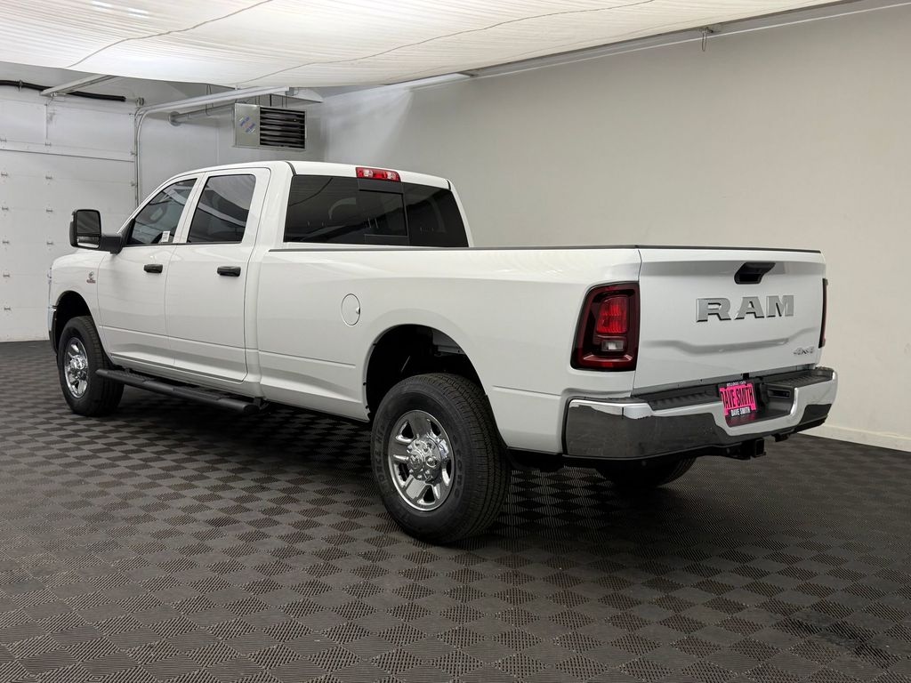 New 2026 Ram 3500 TRADESMAN CREW CAB 4X4 8' BOX Pickup