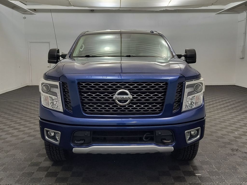 Titan Truck Crew Cab