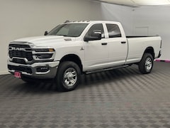 2025 Ram 2500 TRADESMAN CREW CAB 4X4 8' BOX Pickup