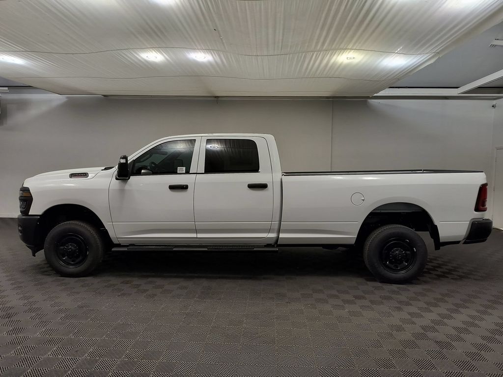 New 2026 Ram 2500 TRADESMAN CREW CAB 4X4 8' BOX Pickup