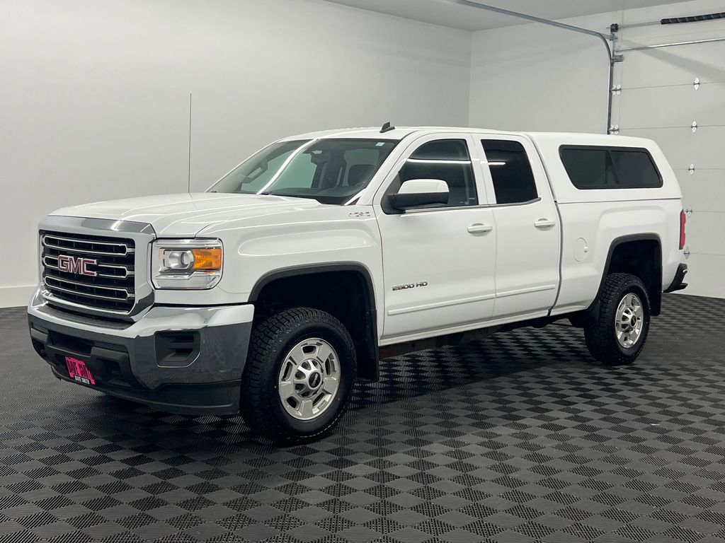 2015 GMC Sierra 4WD Double Cab Standard Box SLE's photo