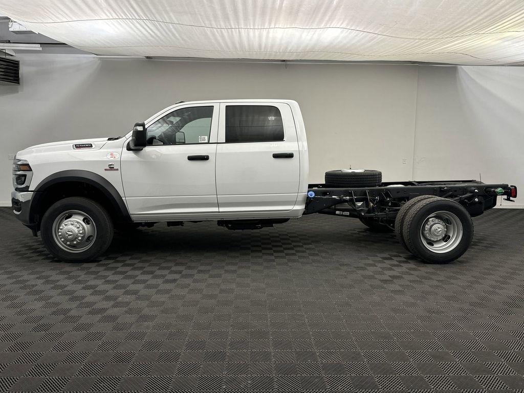 New 2025 Ram 5500 Chassis Cab 5500 TRADESMAN CHASSIS CREW CAB 4X4 60' CA Pickup
