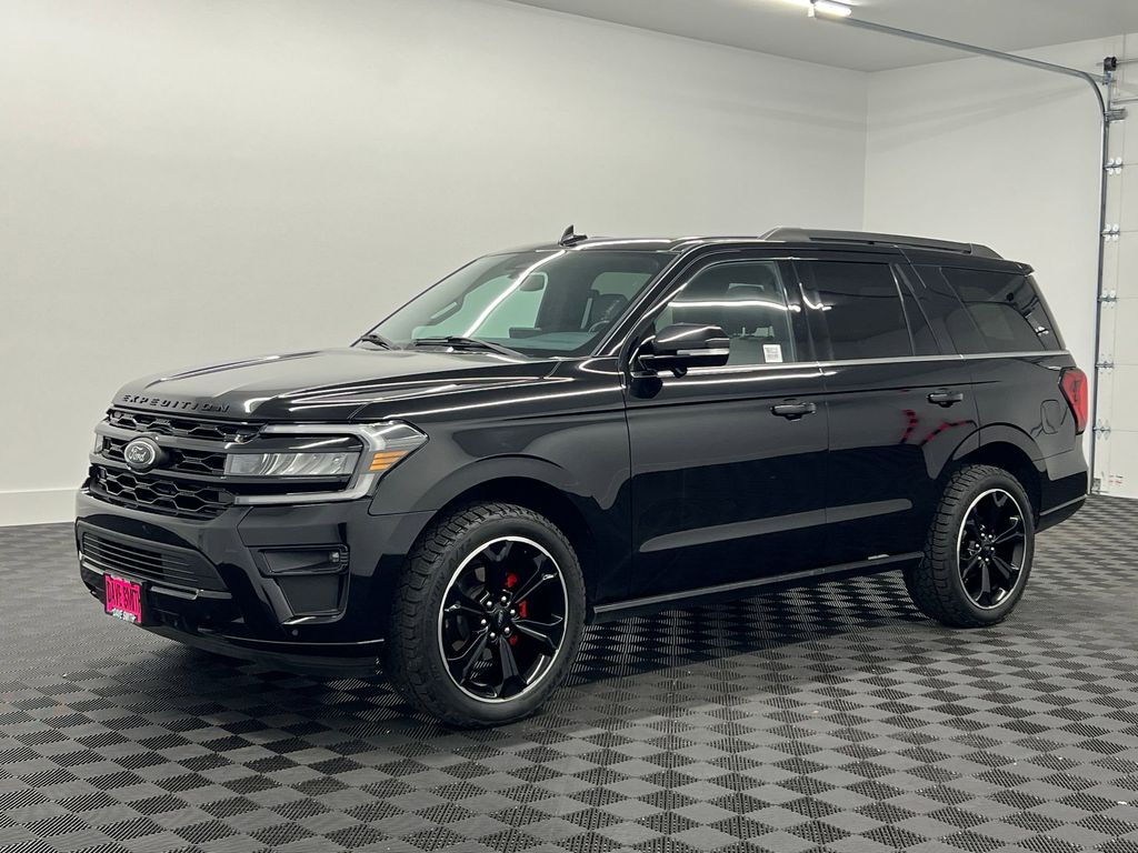 2022 Ford Expedition Limited's photo
