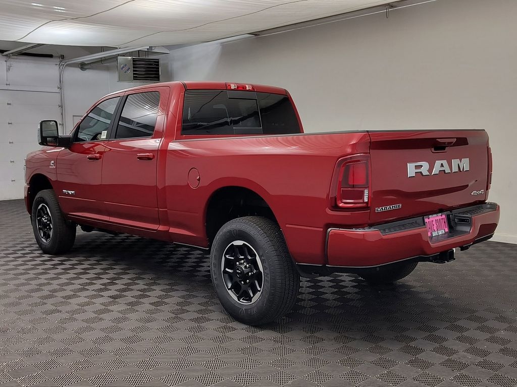 New 2026 Ram 3500 LARAMIE CREW CAB 4X4 6'4 BOX Pickup