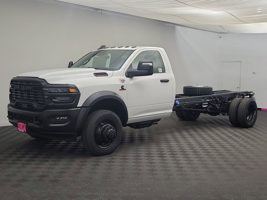 2026 RAM Ram 5500 Chassis Cab Big Horn's photo