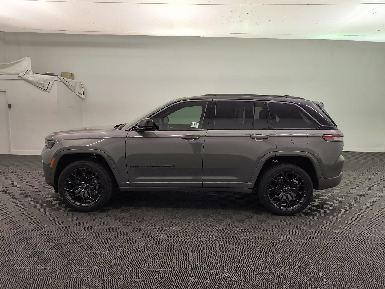 New 2027 Jeep Grand Cherokee 2 Row SUMMIT 4X4 Sport Utility