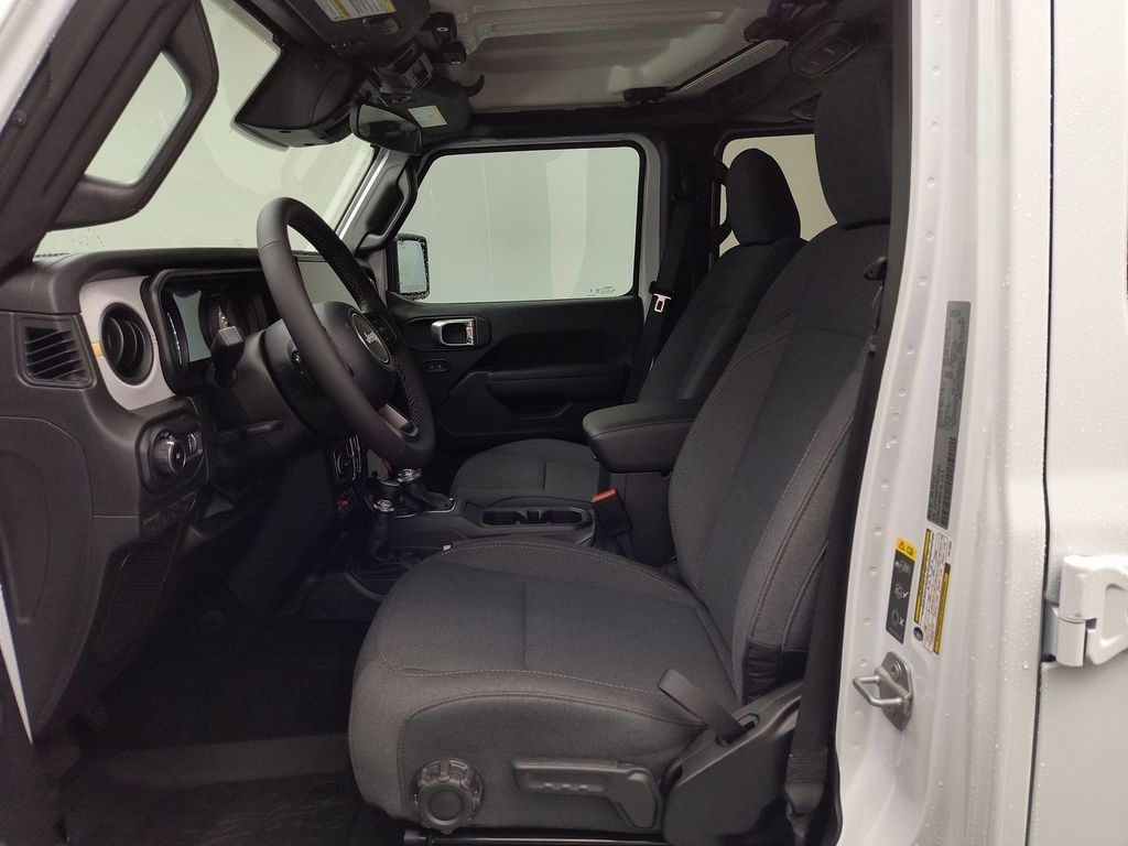 New 2026 Jeep Wrangler 4-DOOR WILLYS Sport Utility