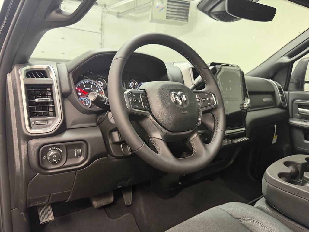 New 2027 Ram 3500 BIG HORN CREW CAB 4X4 Pickup