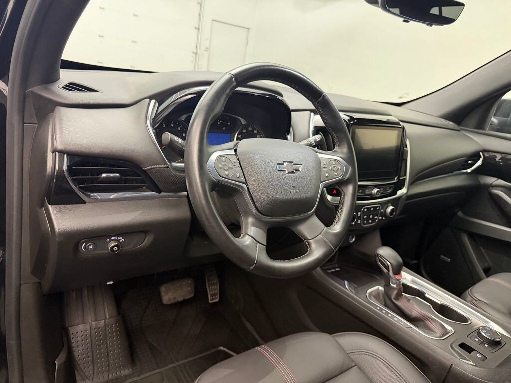 Used 2023 Chevrolet Traverse RS SUV