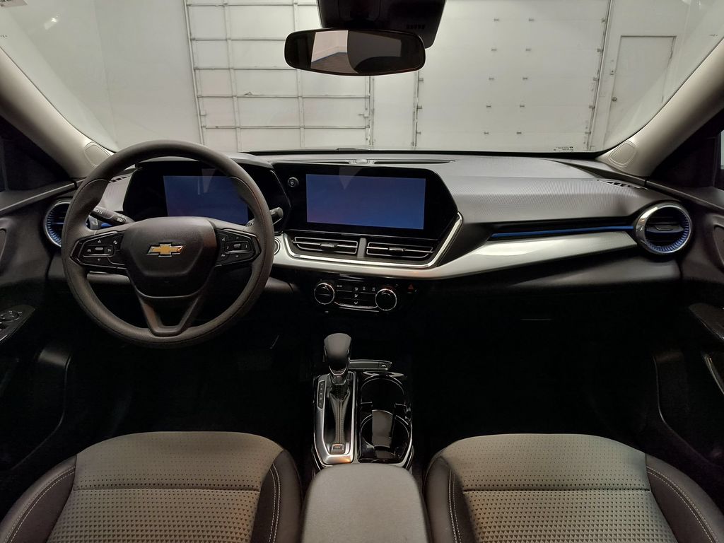 2026 Chevrolet Trax LT - Photo 13