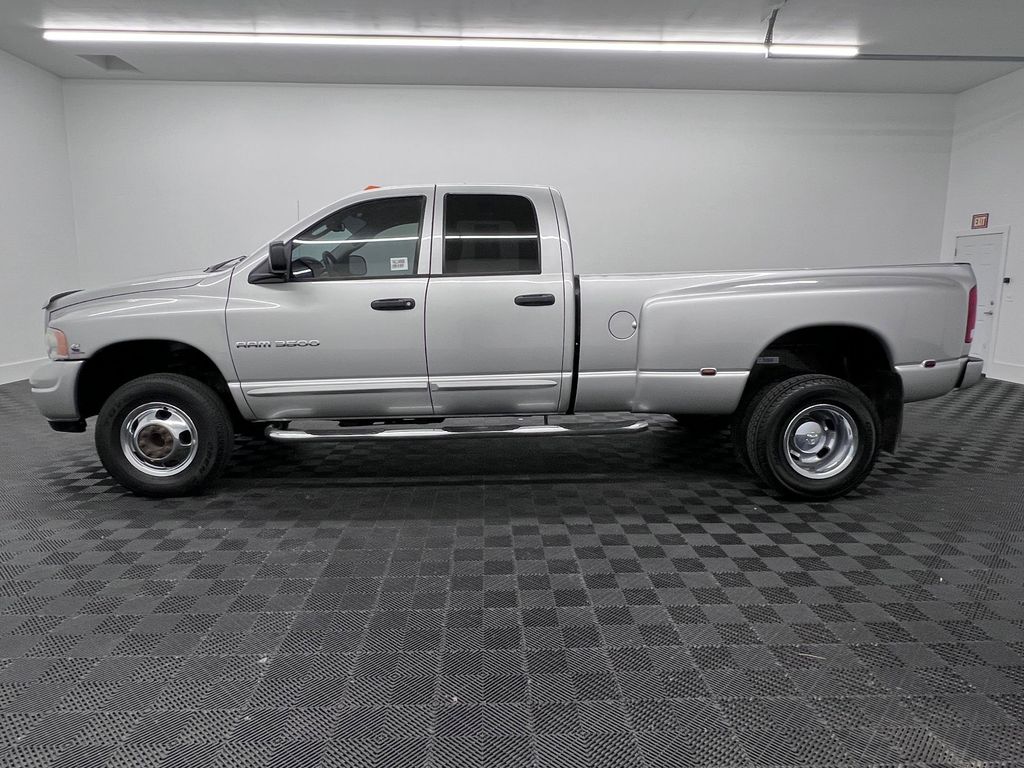 Ram 3500 SLT/Laramie Truck Quad Cab