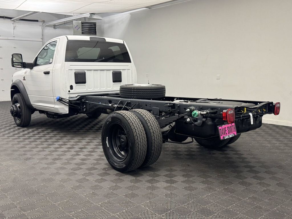 New 2025 Ram 5500 Chassis Cab 5500 TRADESMAN CHASSIS REGULAR CAB 4X4 84' CA Pickup