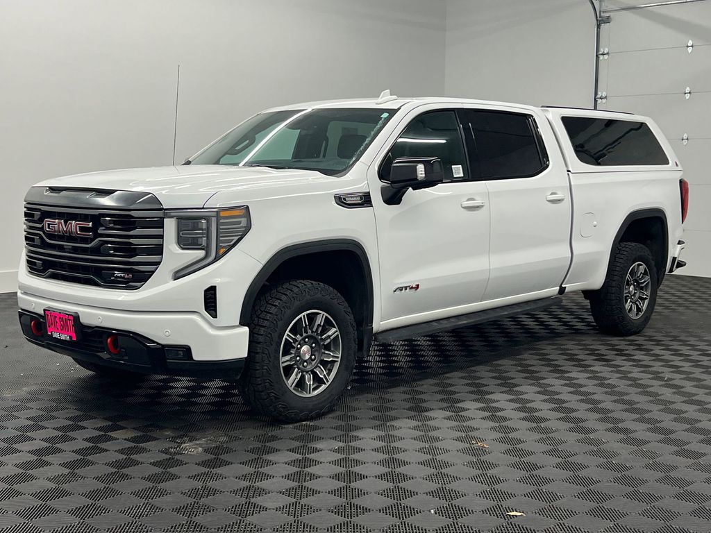 2024 GMC Sierra 1500 AT4's photo