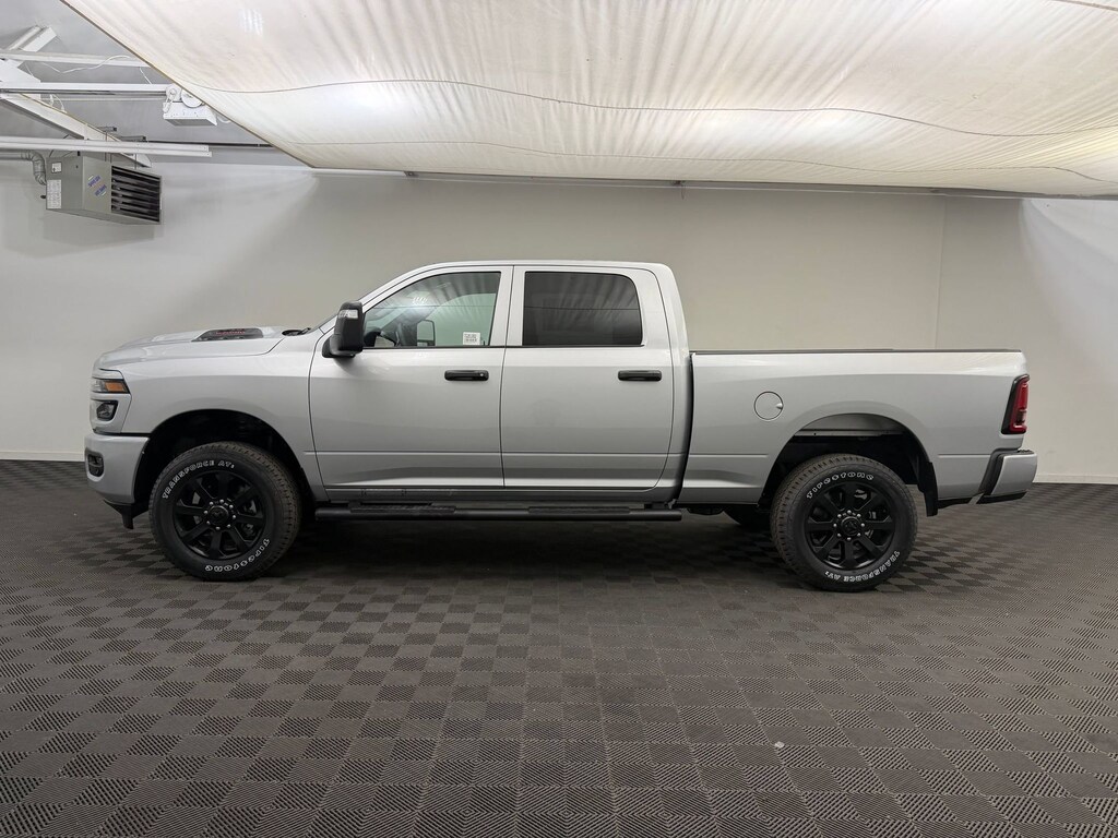 New 2026 Ram 2500 BLACK EXPRESS CREW CAB 4X4 6'4 BOX Pickup