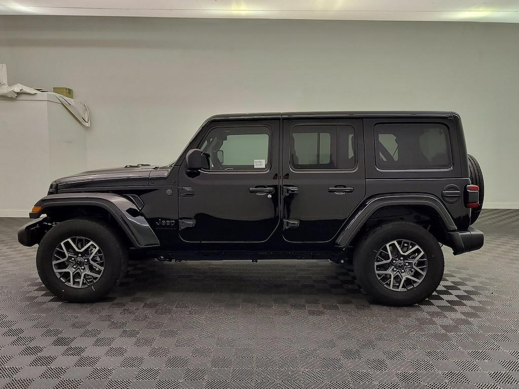 New 2026 Jeep Wrangler 4-DOOR SAHARA Sport Utility