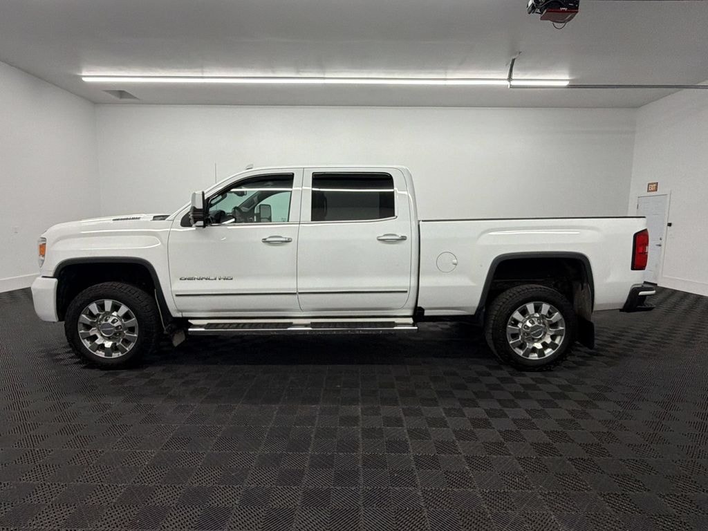 Used 2017 GMC Sierra 2500HD Denali Truck Crew Cab