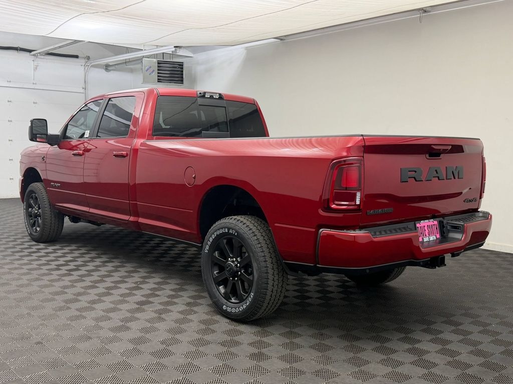 New 2026 Ram 3500 LARAMIE CREW CAB 4X4 8' BOX Pickup