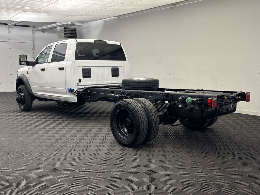 New 2025 Ram 5500 Chassis Cab 5500 TRADESMAN CHASSIS CREW CAB 4X4 84' CA Pickup