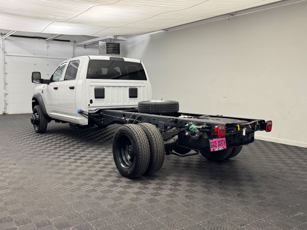 New 2025 Ram 5500 Chassis Cab 5500 TRADESMAN CHASSIS CREW CAB 4X4 84' CA Pickup